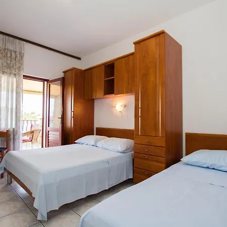 By The Sea Sucuraj, Hvar - 566 Apartment *
